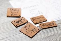 Set de designer « message » by Unikati (Cuir artificiel) - Article n° 9104
