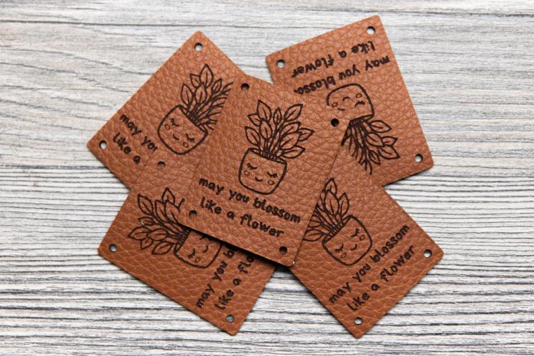 Set d’étiquettes design « Bloom & Flower » by Unikati (Alternative végétale au cuir (pomme)) - Article n° 9131