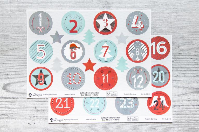Stickers ronds avec numéros de l’Avent et effets argentés  (Article n° 9203)