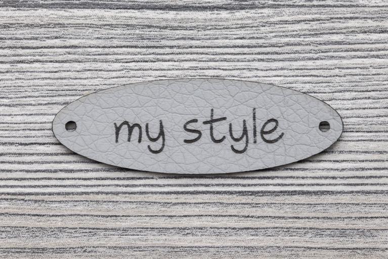 10 étiquettes \"my style\" en cuir synthétique, couleur grise (Article n° 8105)